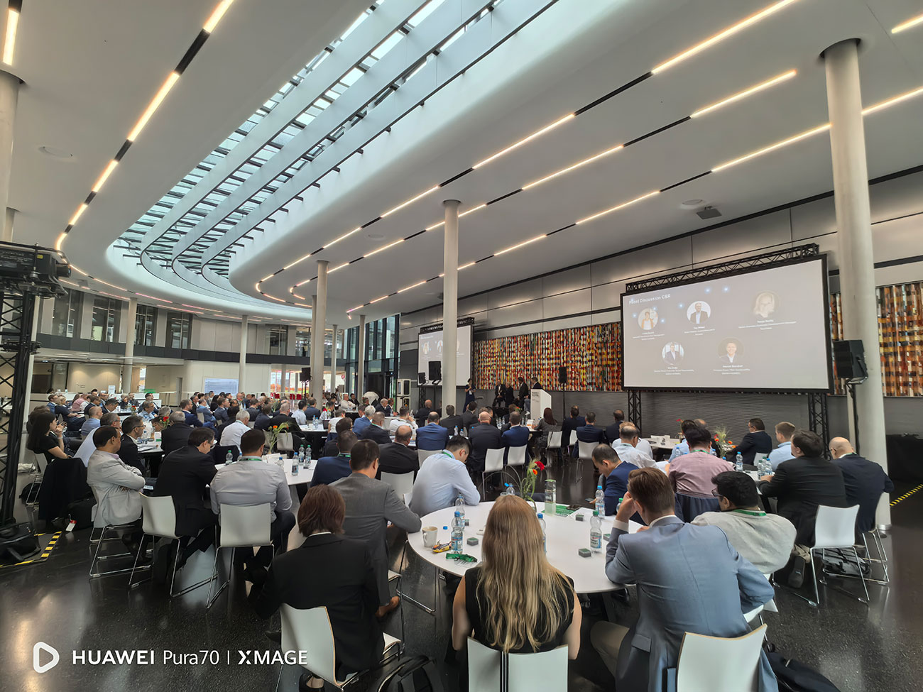 供應(yīng)商大會-.jpg 供應(yīng)商大會-.jpg